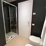 Tree Modern