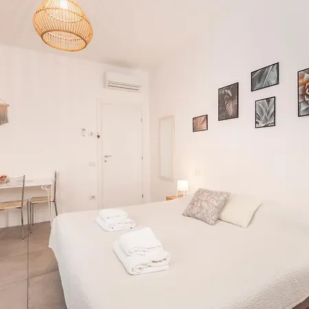 Tree Modern Pensionat Bergamo