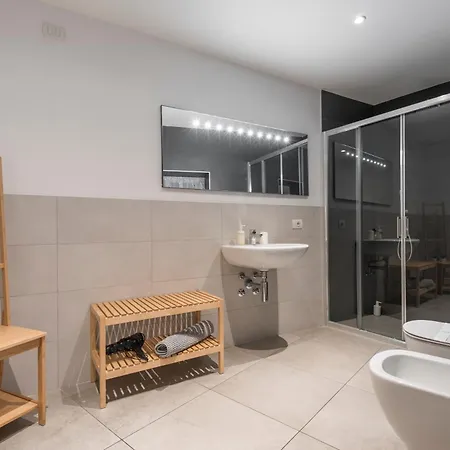 Гостьовий будинок Tree Modern Бергамо