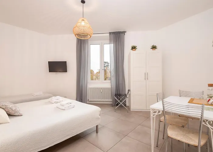 Tree Modern Бергамо