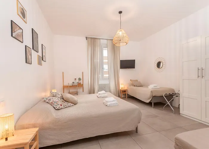 Tree Modern Гостевой дом Бергамо