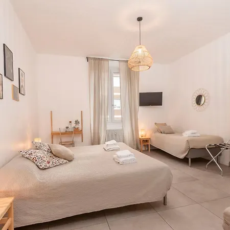 Tree Modern Pensjonat Bergamo